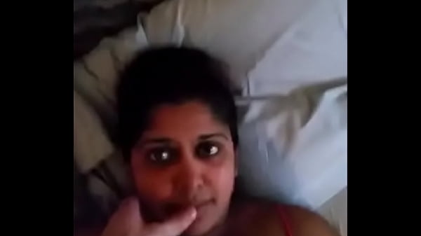 Gadis India Yang Memikat Dan Menggoda