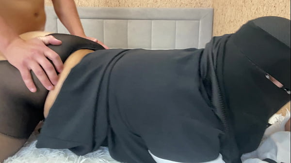 Nyonya Arab Matang Duduk Di Kontolku Dan Ku Pancut Dalam Memek Ketatnya