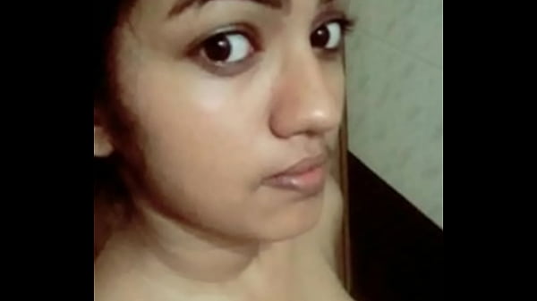Desi, Gue Pengen Lu Ngentotin Gue