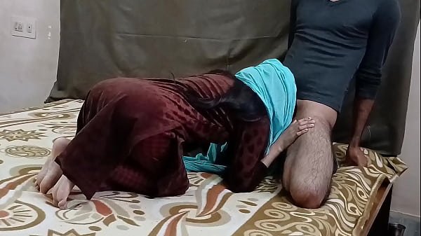 Priya Bhabhi Panas Di Kamar, Ranjang Bergetar Saat Musim Dingin