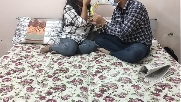 Gairah Membara Dengan Bhabhi India Seksi Di Ranjang, Suara Erangannya Menggoda!