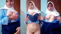 Gadis Smp Berjilbab Tapi Masih Pakai Seragam Sekolah Yang Ketat