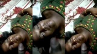Pelayan Tamil Miskin Menelan Air Mani Kekasih India Di Mulutnya