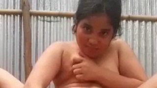 Video Panas Jari-jari Pria Mainkan Memek Ibu Desa India