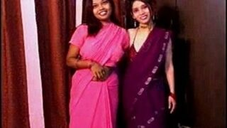 Video Panas Lesbian India Dua Wanita Bercinta