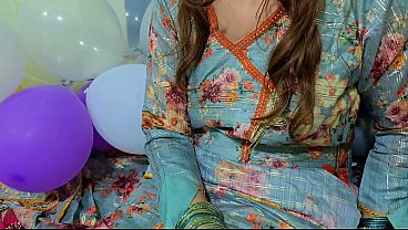 Desi Bari Behan Ki Garam Phudi Ka Mazedaar Phuda Banadia – Chikhti Hui Awaazein