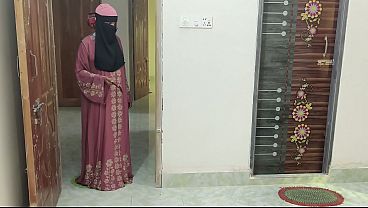 Aku Ngentot Ibu Tiriku Karena Membiarkanku Main Game.