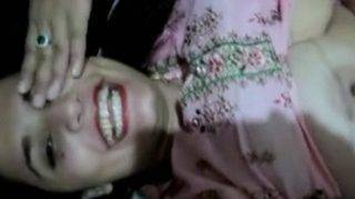 Tontonan Binal Bibi Karachi Tanpa Sehelai Benang