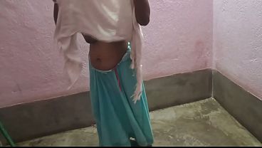 Desi Cewek Super Seksi Baru, Jilat Kontol Panjang Sambil Ngerengek.