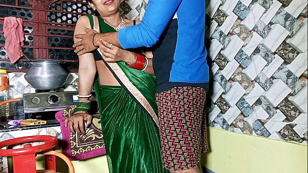 Bhabhiji Daba Ke Chod Di Jab Ghar Mein Akela Tha, Kitchen Mein Kaam Karte Waqt, Asli Hindi Mein Moan!