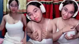 Lisa Chan Hana Tiktok Viral 1 → Lisa Chan Hana Tiktok Ngehits, Goyangannya Bikin Mr P Berdiri