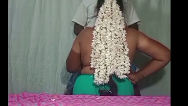 Desi Tamil Ibu Rumah Tangga Panas Ngentot