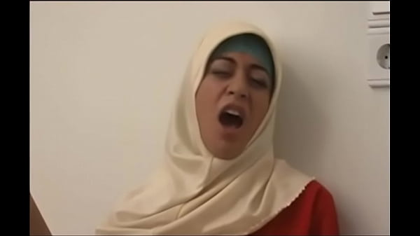 1101689 Cewek Arab Berhijab, Siap Digoyang Bikin Makin Panas