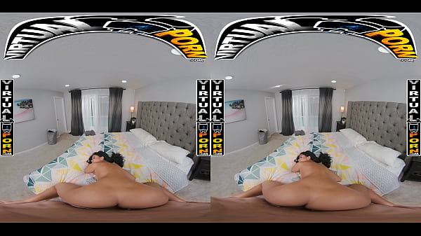 Virtual Porn – Kamu Lagi Mandi, Tiba-tiba Ameena Green Ngegoda Sampai Jadi Ajang Ngewe Panas