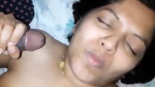 Cewek India Istri Orang Ngisep Kontol Telen Mani