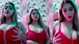 Fika Remes-remes Tetek, Bikin Makin Basah Dan Tegang.