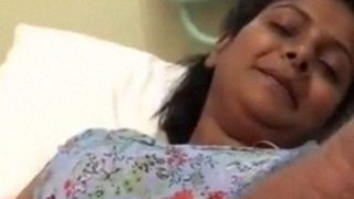 Raba-rabain Memek Mulus Adik Ipar Di Rumah Sambil Ngeloyor.