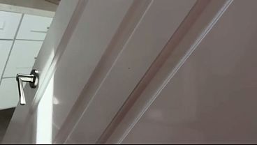 Ibu Tiri Montok Besar, Rahasia Nafsu Terpendam, Lauren Phillips Si Jalang Panas, Scott Stark Main Rumah Bareng, Fantasi Liar Bikin Mabuk.