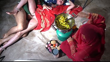 Ibu Tiri India Desi Lagi Ml Di Dapur, Omongan Kotor Bahasa Hindi, Ngewe Panas Banget.