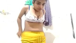 Tante Patna Mandi Sambil Colmek, Video Hotnya Bocor