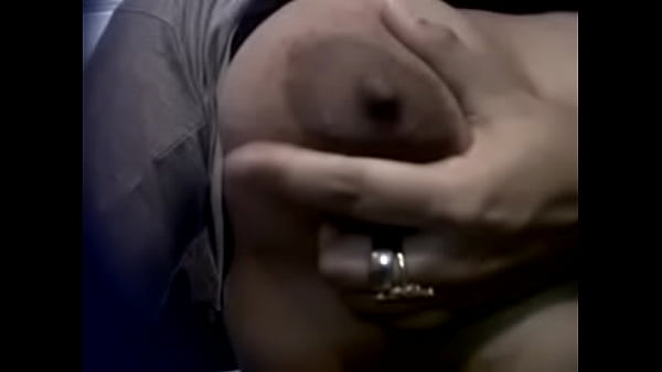 Tontonan Boobs Ala India Yang Bikin Ngaceng