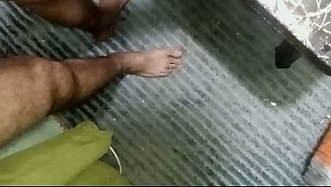 Ngentot Bertiga Arab, Kontol Besar Dijilat Dan Dimasukin Ke Pantat, Si Saudi Perkasa Sama Temennya Ngewe Habis-habisan Si Pasif Irak Sampe Lubang Pantatnya Kebuka Lebar.